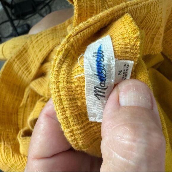 Madewell Mustard Yellow Crepe Square Neck Button Strap Tank Top - Picture 10 of 10